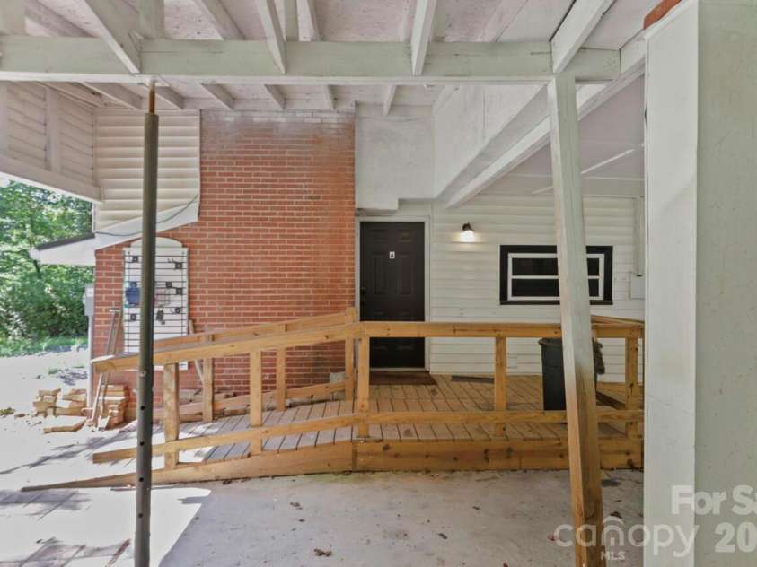 548 Cherry Mountain Street, Forest City, NC 28043.  MLS# CAR4406316, YatesRealty ID 43005. 