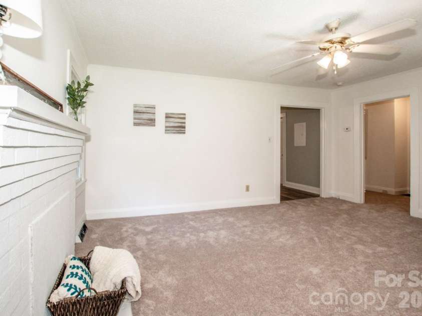 229 Mcneely Avenue, Mooresville, NC 28115.  MLS# CAR4394680, YatesRealty ID 43007. Great space for entertaining