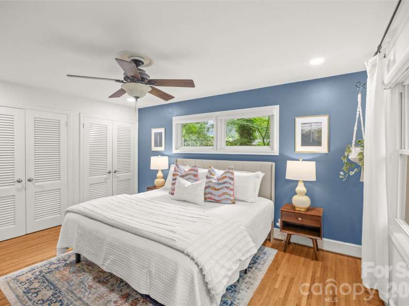6233 Rose Valley Drive, Charlotte, NC 28210.  MLS# CAR4409531, YatesRealty ID 43010. 