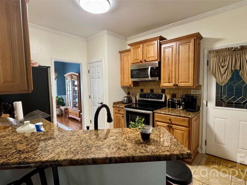 3775 Kennedy Road, Gastonia, NC 28056.  MLS# CAR4406234, YatesRealty ID 43012. 
