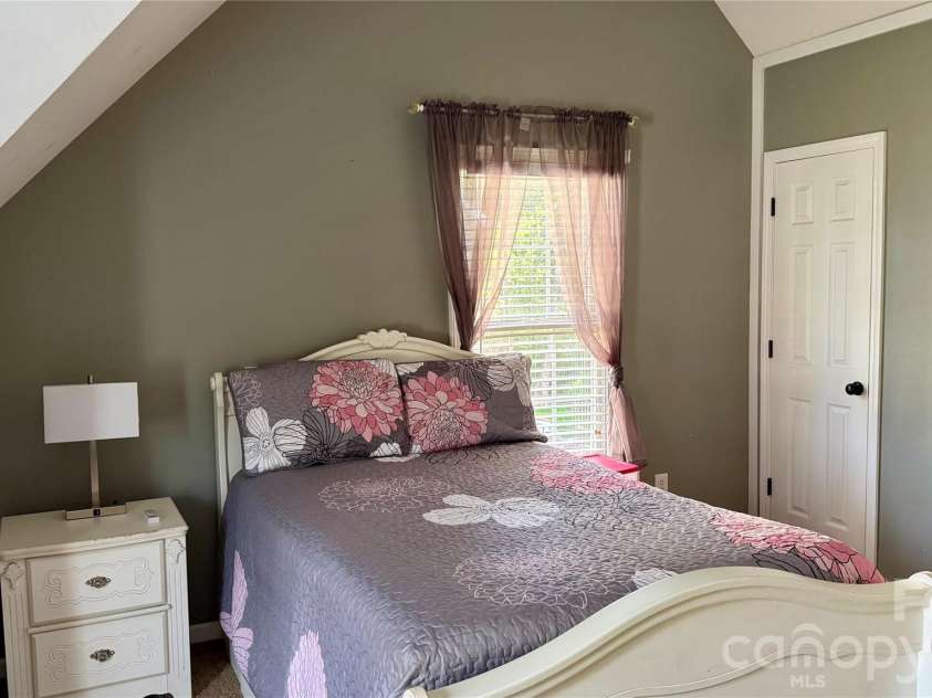 3775 Kennedy Road, Gastonia, NC 28056.  MLS# CAR4406234, YatesRealty ID 43012. 