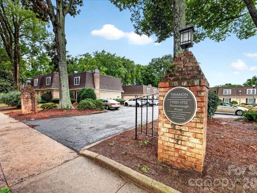 1700 Roxborough Road, Charlotte, NC 28211.  MLS# CAR4405926, YatesRealty ID 43013. 