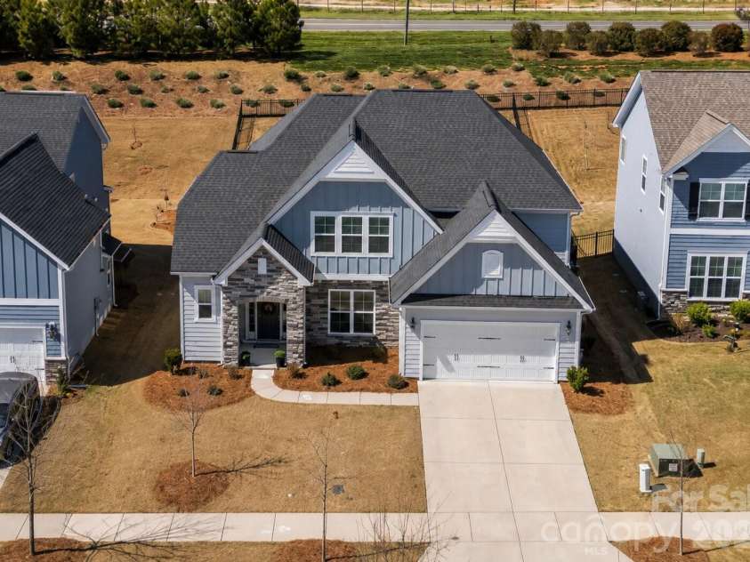 7017 Kingfisher Way, Belmont, NC 28012.  MLS# CAR4407634, YatesRealty ID 43014. 