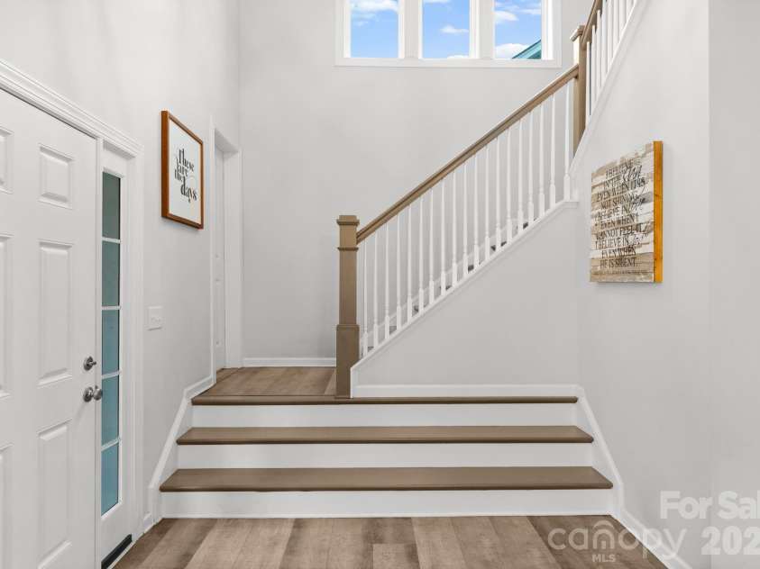7017 Kingfisher Way, Belmont, NC 28012.  MLS# CAR4407634, YatesRealty ID 43014. 