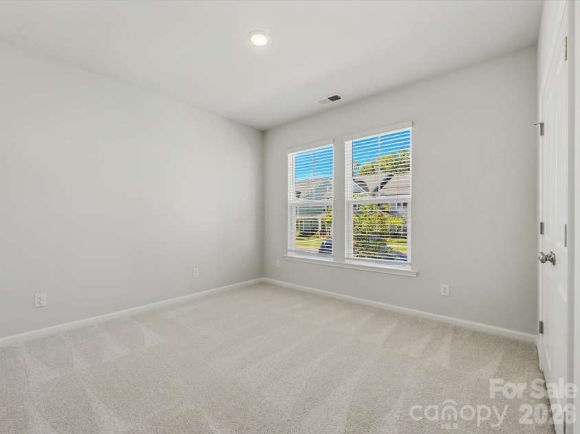 10034 Mamillion Drive, Huntersville, NC 28078.  MLS# CAR4412737, YatesRealty ID 43015. 