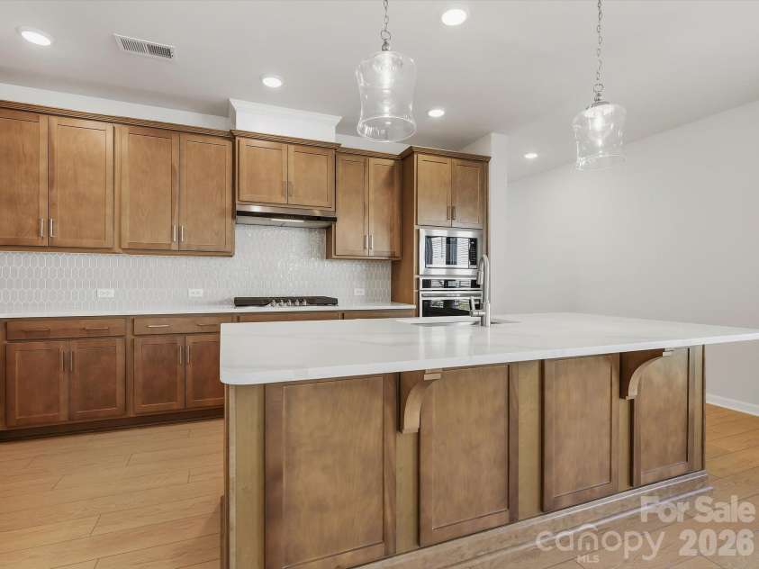 10034 Mamillion Drive, Huntersville, NC 28078.  MLS# CAR4412737, YatesRealty ID 43015. 