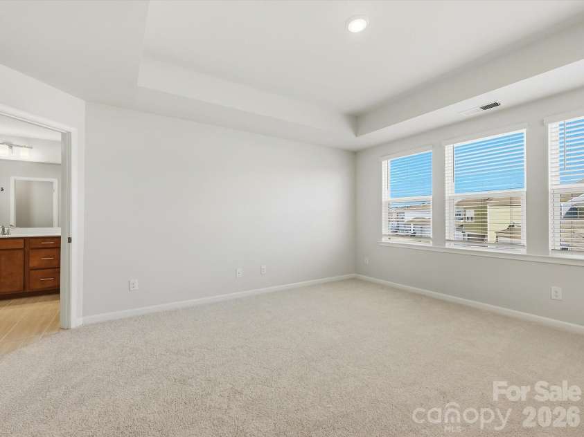 10034 Mamillion Drive, Huntersville, NC 28078.  MLS# CAR4412737, YatesRealty ID 43015. 