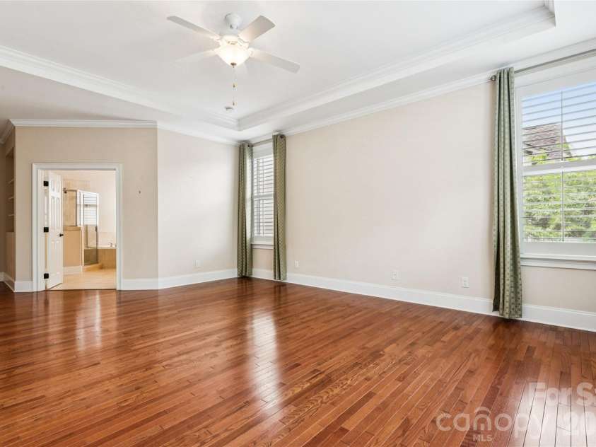 16826 Coves Edge Lane, Charlotte, NC 28278.  MLS# CAR4410840, YatesRealty ID 43017. 