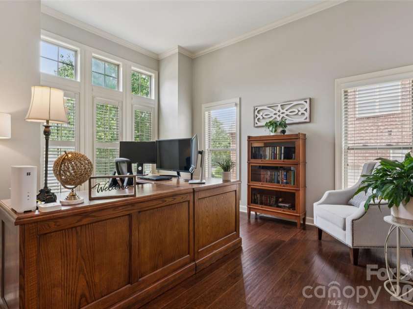 10611 Euclid Avenue, Concord, NC 28027.  MLS# CAR4397396, YatesRealty ID 43018. 