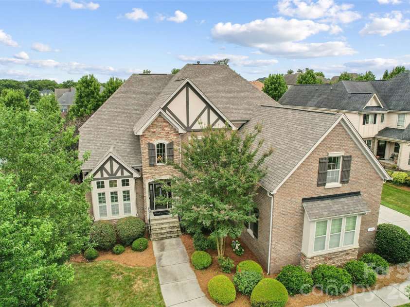 10611 Euclid Avenue, Concord, NC 28027.  MLS# CAR4397396, YatesRealty ID 43018. 