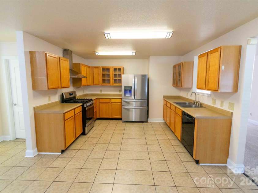 2138 Durand Road, Fort Mill, SC 29715.  MLS# CAR4209216, YatesRealty ID 4302. 