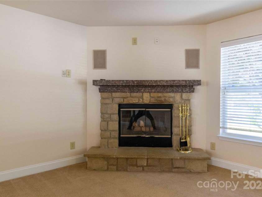 2138 Durand Road, Fort Mill, SC 29715.  MLS# CAR4209216, YatesRealty ID 4302. 