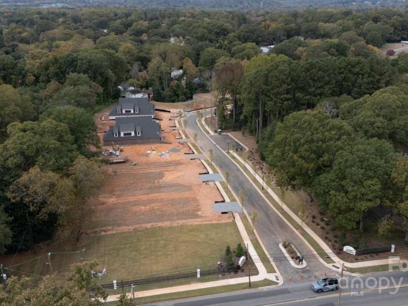 525 Winding Way, Belmont, NC 28012.  MLS# CAR4321956, YatesRealty ID 4302. 