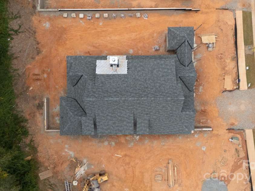 525 Winding Way, Belmont, NC 28012.  MLS# CAR4321956, YatesRealty ID 4302. 