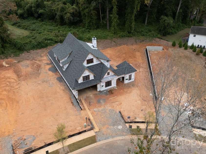 525 Winding Way, Belmont, NC 28012.  MLS# CAR4321956, YatesRealty ID 4302. 