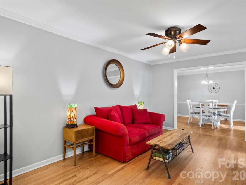 3022 Butter Churn Lane, Matthews, NC 28105.  MLS# CAR4411109, YatesRealty ID 43021. Dining Area – Dedicated dining space with updated lighting and convenient access to the kitchen.
