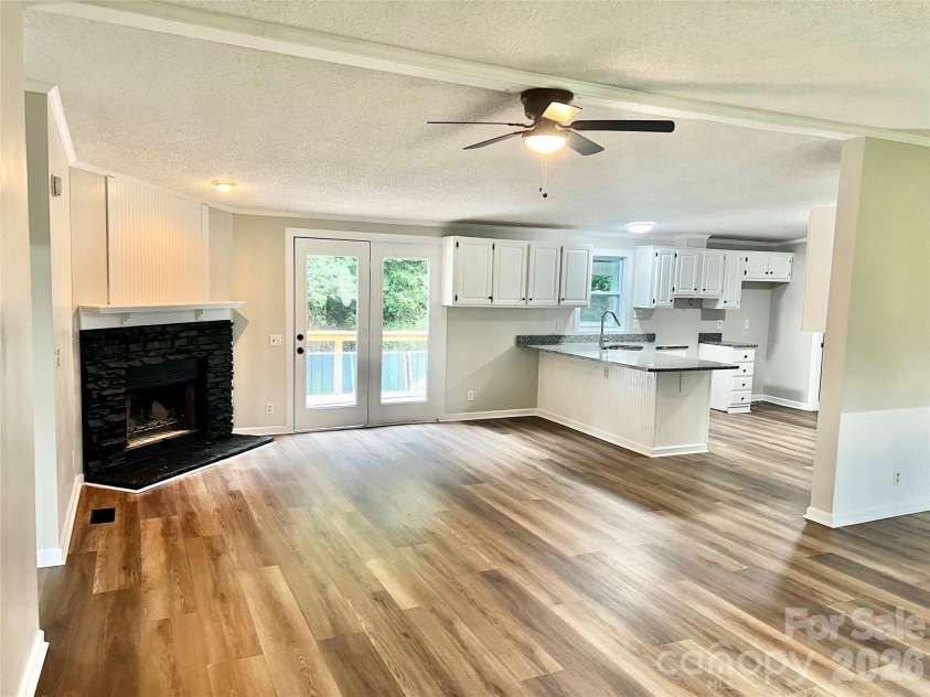 10380 Turnplow Drive, Davidson, NC 28036.  MLS# CAR4411390, YatesRealty ID 43022. 