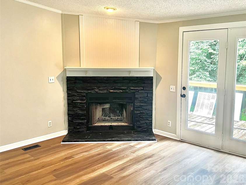 10380 Turnplow Drive, Davidson, NC 28036.  MLS# CAR4411390, YatesRealty ID 43022. 