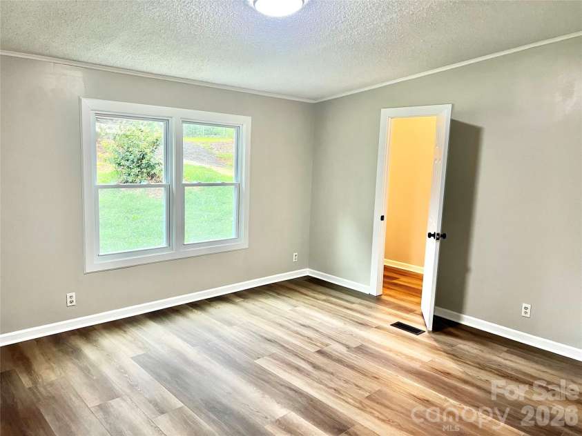 10380 Turnplow Drive, Davidson, NC 28036.  MLS# CAR4411390, YatesRealty ID 43022. 