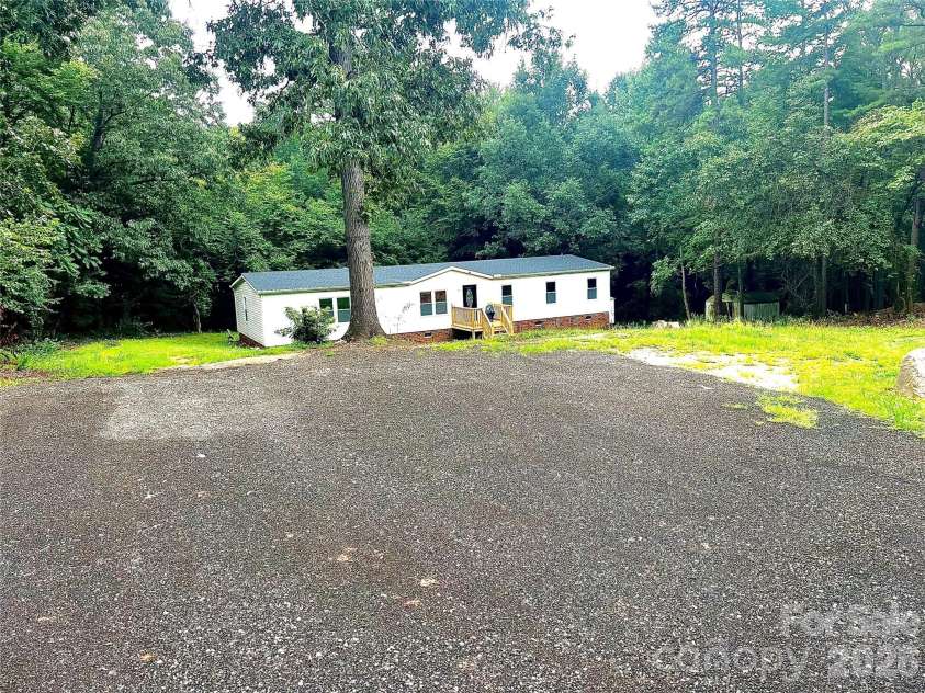 10380 Turnplow Drive, Davidson, NC 28036.  MLS# CAR4411390, YatesRealty ID 43022. 