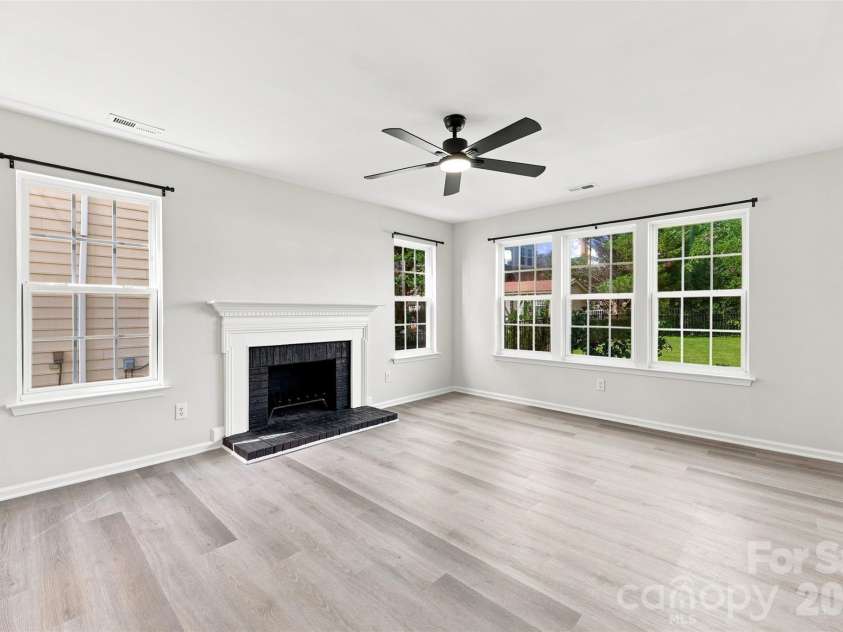 505 Whitehead Court, Fort Mill, SC 29708.  MLS# CAR4412316, YatesRealty ID 43028. 