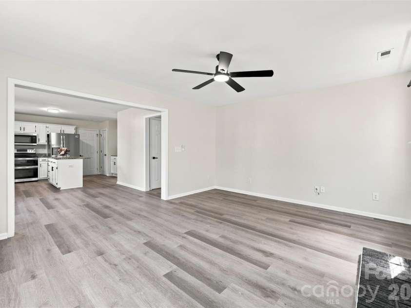 505 Whitehead Court, Fort Mill, SC 29708.  MLS# CAR4412316, YatesRealty ID 43028. 