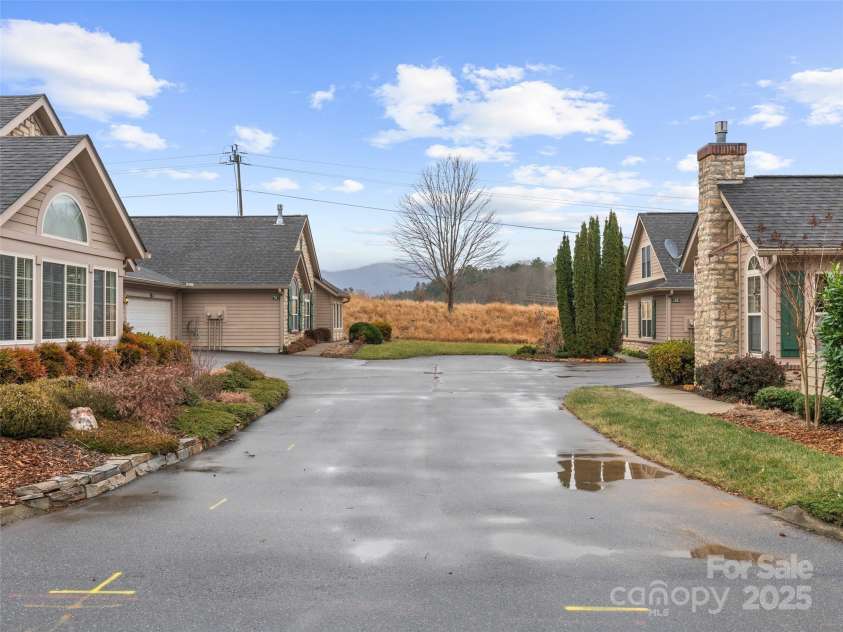 76 Mountain Meadow Circle, Weaverville, NC 28787.  MLS# CAR4208064, YatesRealty ID 4303. Enjoy distant mountain views upon entering!