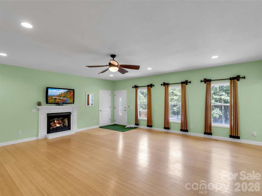 169 Roadrunner Drive, Balsam, NC 28707.  MLS# CAR4411533, YatesRealty ID 43030. 