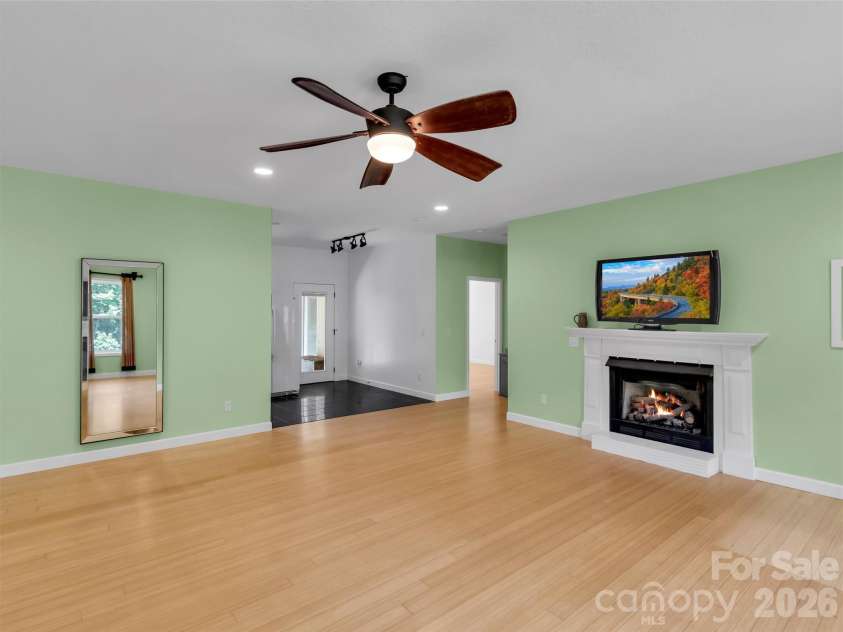 169 Roadrunner Drive, Balsam, NC 28707.  MLS# CAR4411533, YatesRealty ID 43030. 