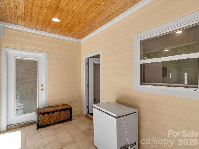 169 Roadrunner Drive, Balsam, NC 28707.  MLS# CAR4411533, YatesRealty ID 43030. 