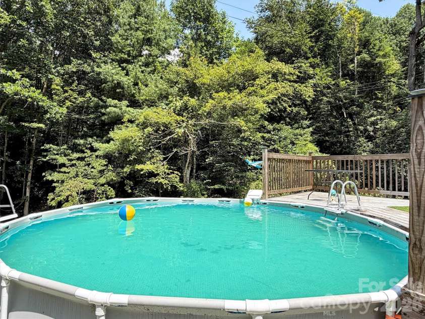 169 Roadrunner Drive, Balsam, NC 28707.  MLS# CAR4411533, YatesRealty ID 43030. 