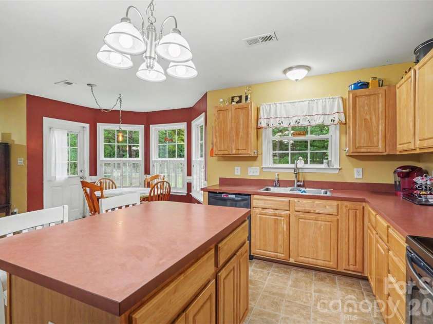 2700 Loxdale Farms Drive, Monroe, NC 28110.  MLS# CAR4405430, YatesRealty ID 43034. 