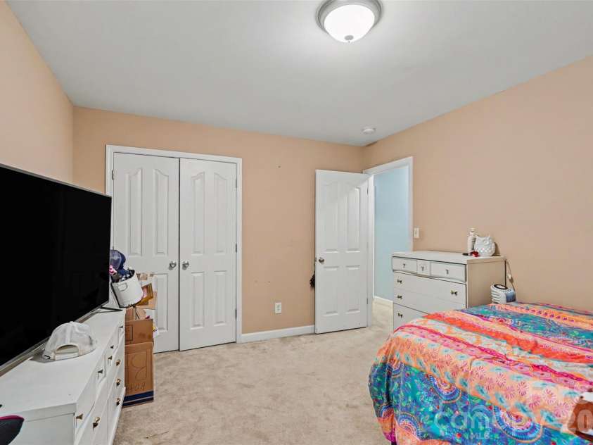 2700 Loxdale Farms Drive, Monroe, NC 28110.  MLS# CAR4405430, YatesRealty ID 43034. 