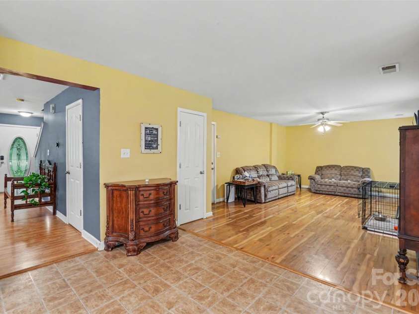 2700 Loxdale Farms Drive, Monroe, NC 28110.  MLS# CAR4405430, YatesRealty ID 43034. 