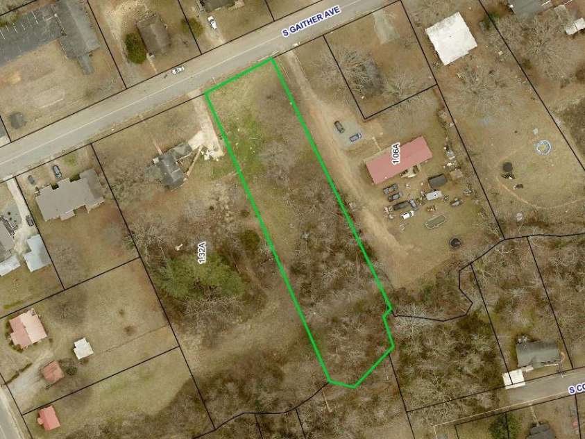 34 Gaither Avenue, Newton, NC 28658.  MLS# CAR4411589, YatesRealty ID 43036. 