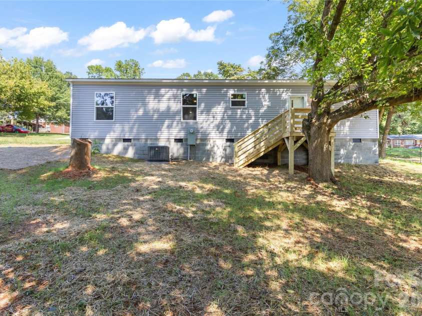 34 Gaither Avenue, Newton, NC 28658.  MLS# CAR4411589, YatesRealty ID 43036. 