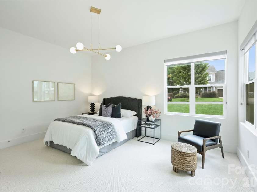 2111 Parson Street, Charlotte, NC 28205.  MLS# CAR4411078, YatesRealty ID 43037. 