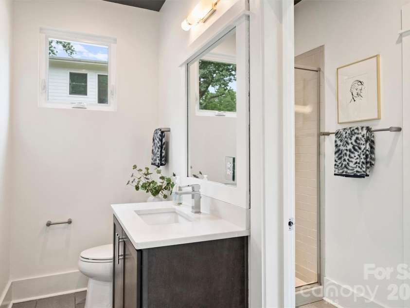 2111 Parson Street, Charlotte, NC 28205.  MLS# CAR4411078, YatesRealty ID 43037. 