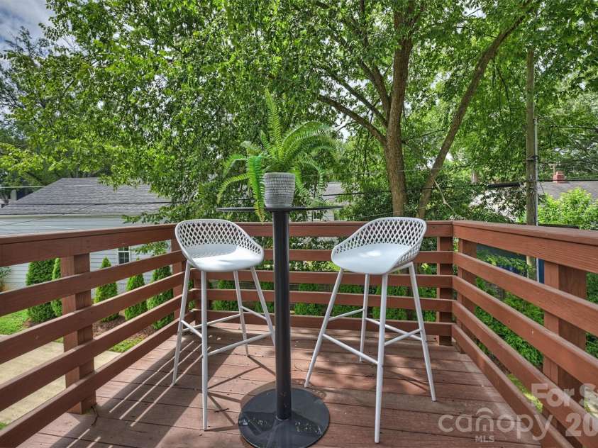 2111 Parson Street, Charlotte, NC 28205.  MLS# CAR4411078, YatesRealty ID 43037. 