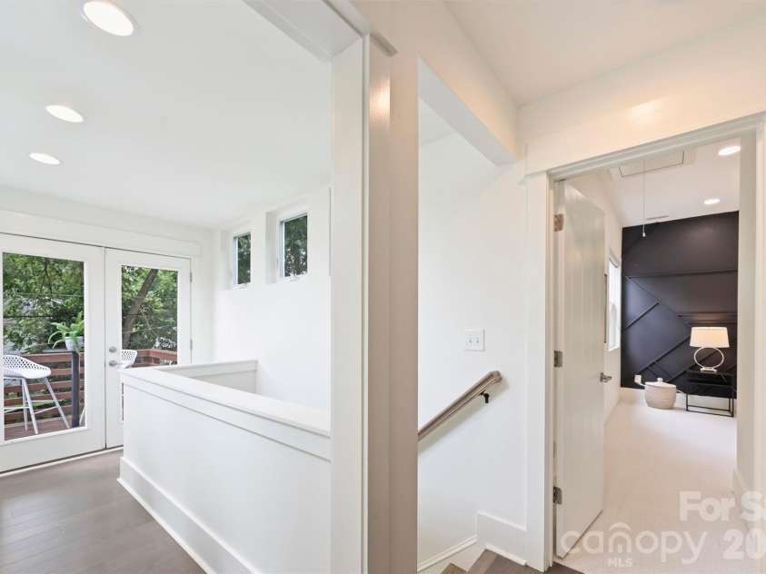 2111 Parson Street, Charlotte, NC 28205.  MLS# CAR4411078, YatesRealty ID 43037. 