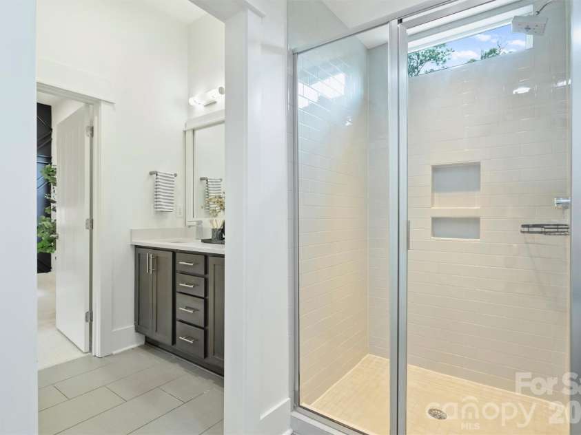 2111 Parson Street, Charlotte, NC 28205.  MLS# CAR4411078, YatesRealty ID 43037. 