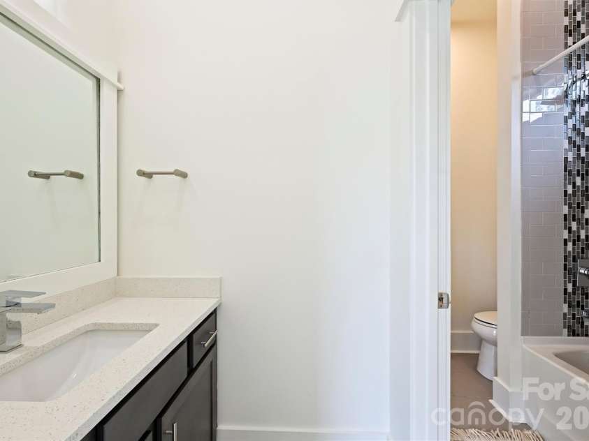 2111 Parson Street, Charlotte, NC 28205.  MLS# CAR4411078, YatesRealty ID 43037. 