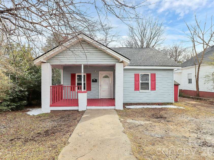 315 Spruce Street, Rock Hill, SC 29730.  MLS# CAR4345604, YatesRealty ID 4304. 