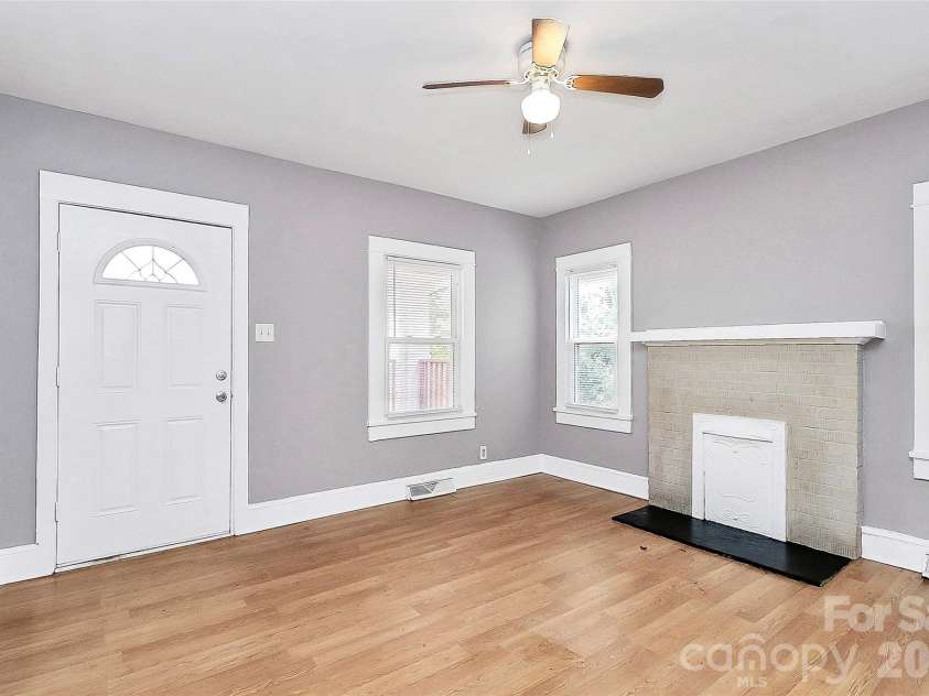 315 Spruce Street, Rock Hill, SC 29730.  MLS# CAR4345604, YatesRealty ID 4304. 