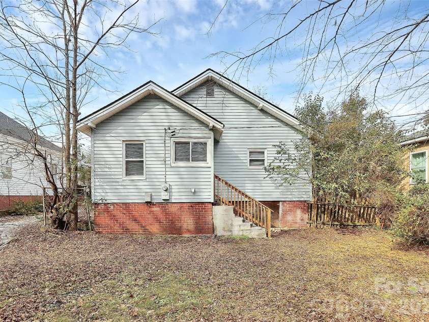 315 Spruce Street, Rock Hill, SC 29730.  MLS# CAR4345604, YatesRealty ID 4304. 
