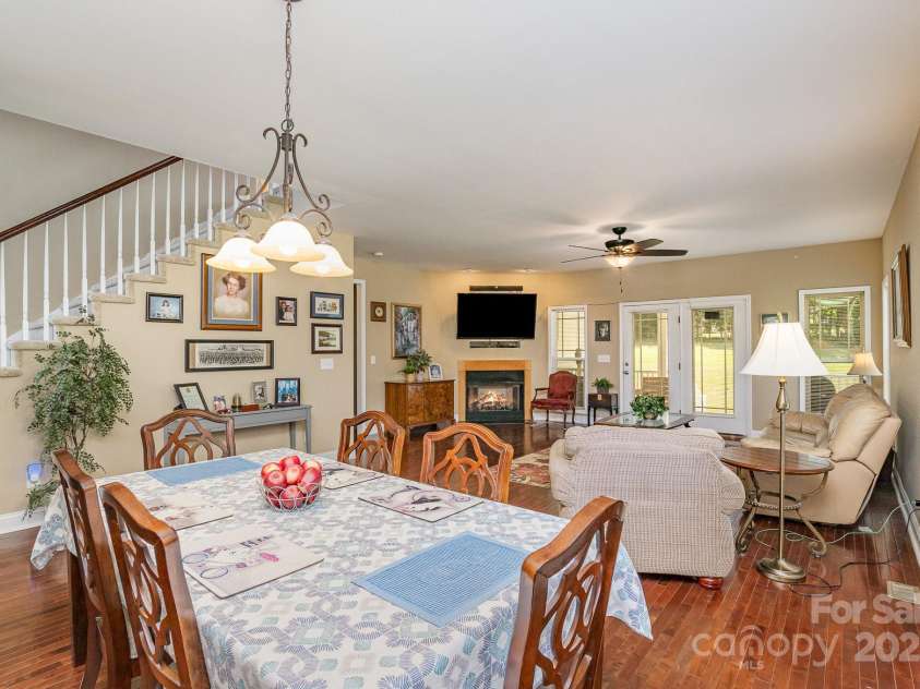 556 Peaceful Creek Drive, York, SC 29745.  MLS# CAR4333441, YatesRealty ID 4304. 