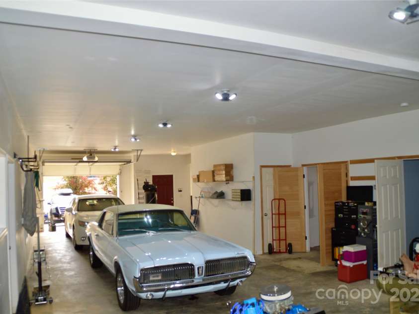 556 Peaceful Creek Drive, York, SC 29745.  MLS# CAR4333441, YatesRealty ID 4304. 