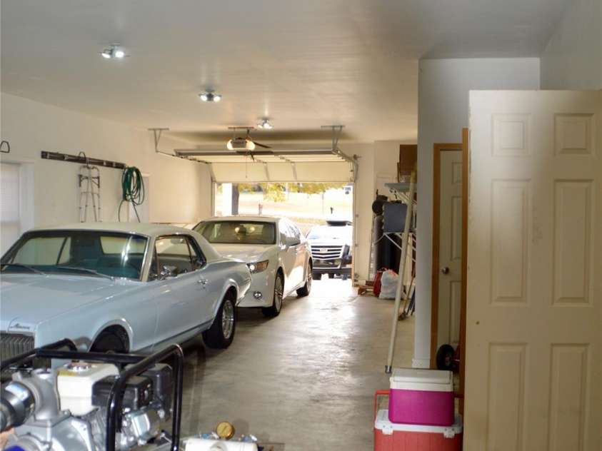 556 Peaceful Creek Drive, York, SC 29745.  MLS# CAR4333441, YatesRealty ID 4304. 