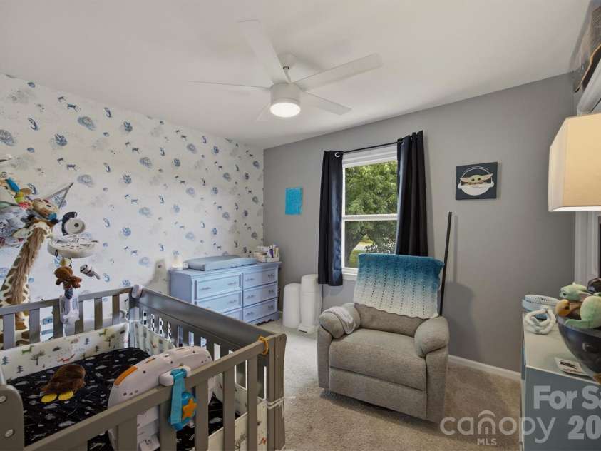 1772 Woodridge Circle, Hickory, NC 28602.  MLS# CAR4410286, YatesRealty ID 43040. 