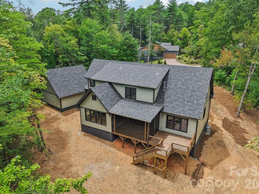 318 Mountain Home Trail, Brevard, NC 28712.  MLS# CAR4405578, YatesRealty ID 43041. 